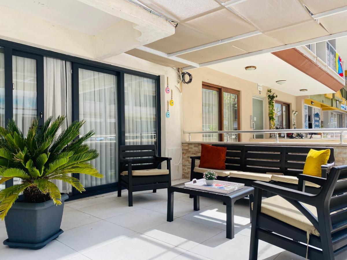 Ezgi'S Apartment With Terrace In Marmaris Esterno foto